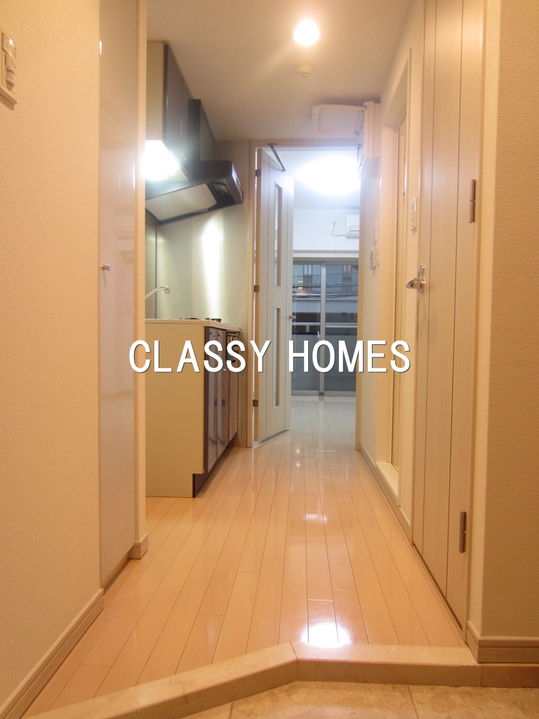 玄関　2007年竣工　ガーラ大井町ゼームス坂上：玄関