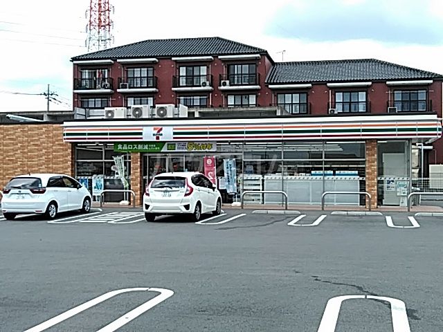 コンビニ　セブンイレブン宇都宮簗瀬城東小前店（コンビニ）まで380m