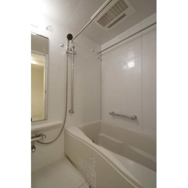 バス・シャワールーム　※写真は同タイプ住戸です。