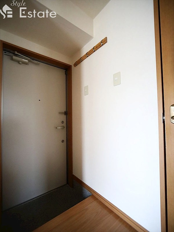 玄関　玄関　シューズボックス