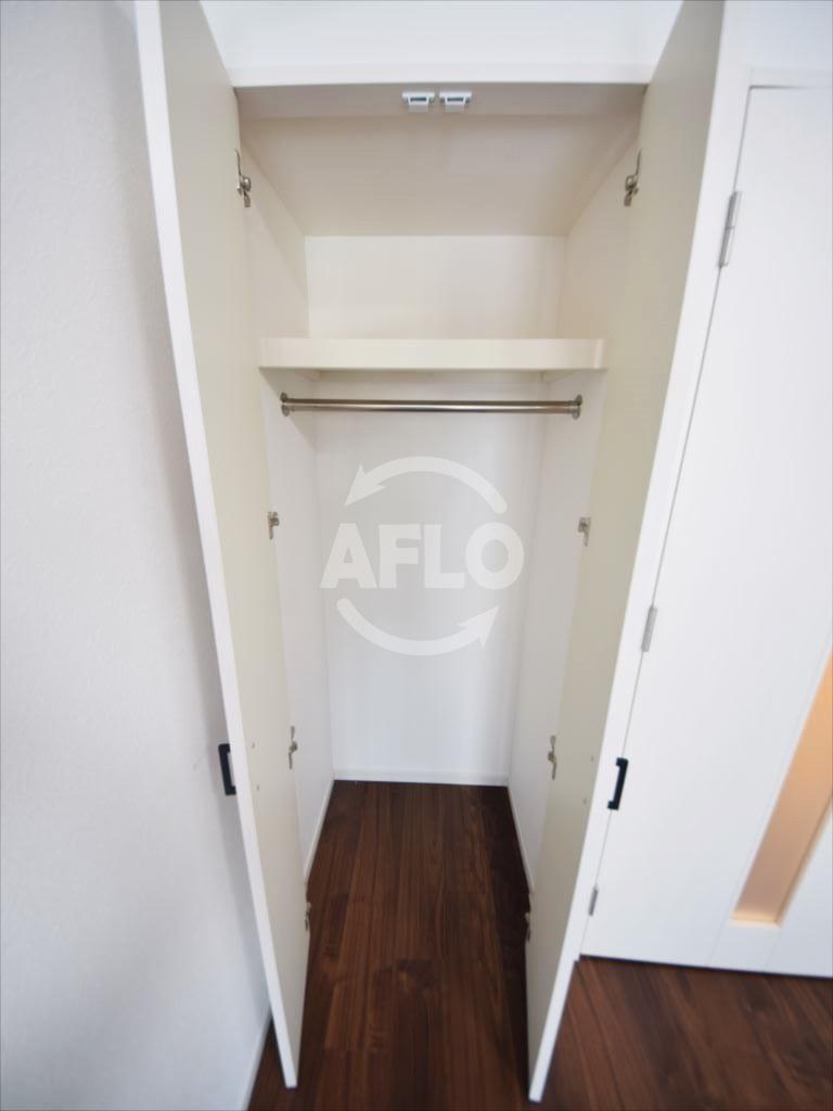 収納　セオリー難波WEST 　クロゼット