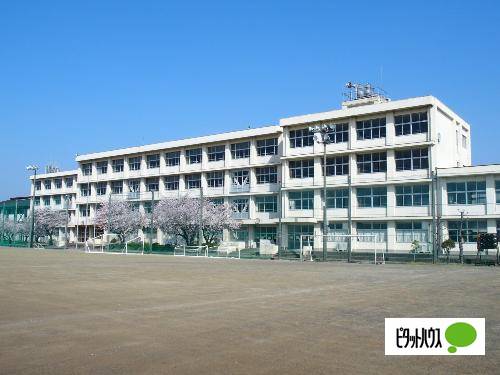 中学校　藤枝市立高洲中学校（中学校）まで1530m