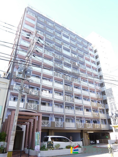 建物外観　堂々とした外観