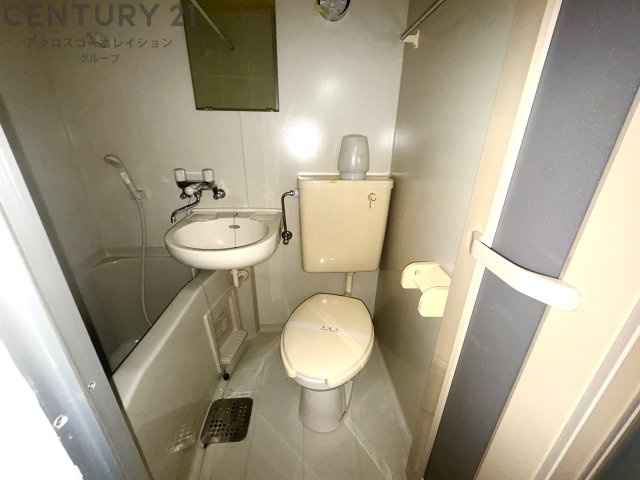 トイレ　浴室内にトイレがあります☆