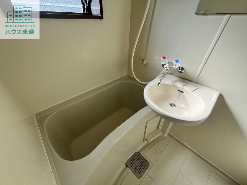 バス・シャワールーム　※別号室写真