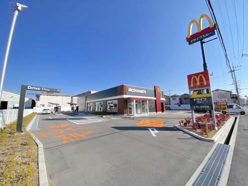 飲食店　マクドナルド 岸和田カンカン前店（飲食店）まで321m