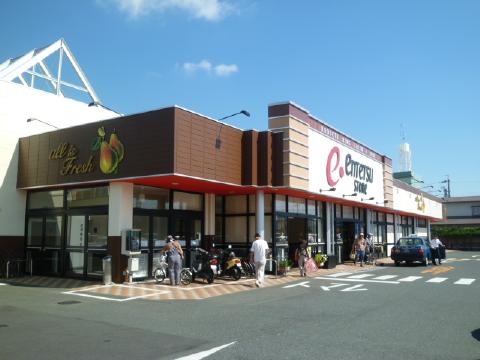 スーパー　遠鉄ストア初生店（スーパー）まで1910m