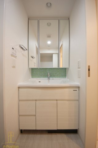 洗面設備　サクラティアラ新梅田