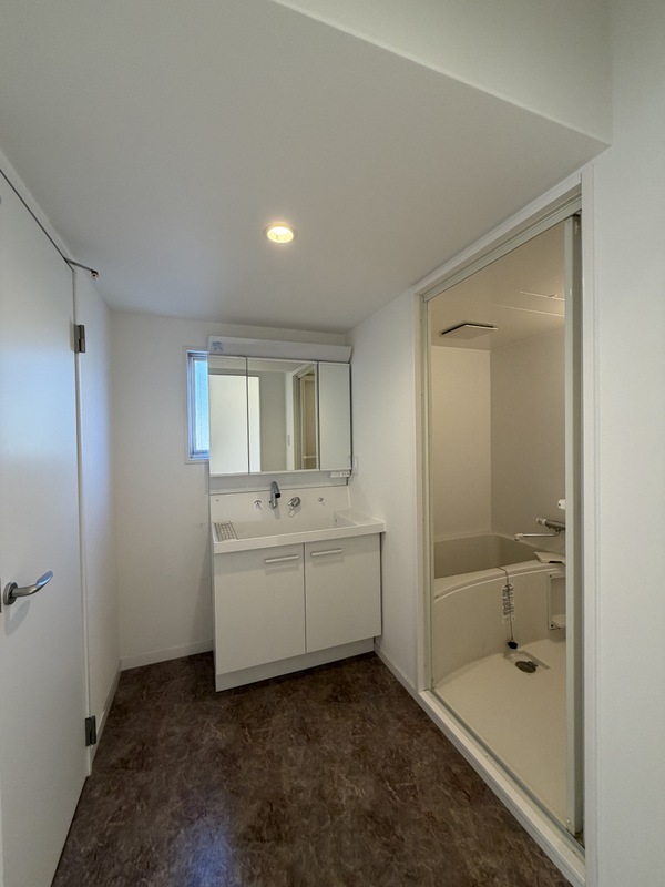 洗面設備　洗面所です