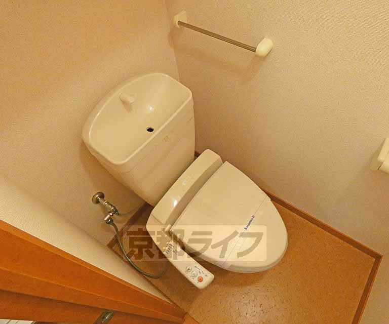 トイレ　ウォシュレット付きです！