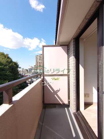 バルコニー　別部屋の参考写真となります