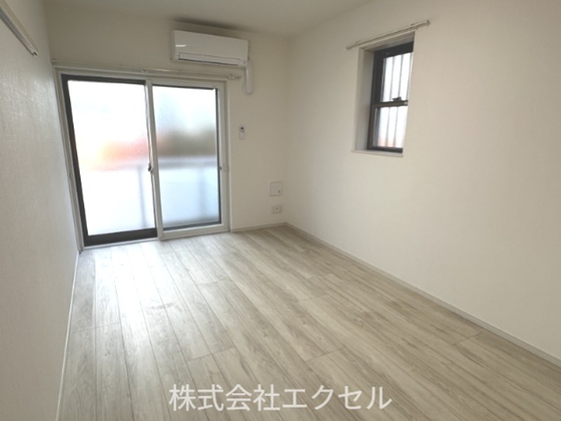 居室・リビング　6.6畳のお部屋♪