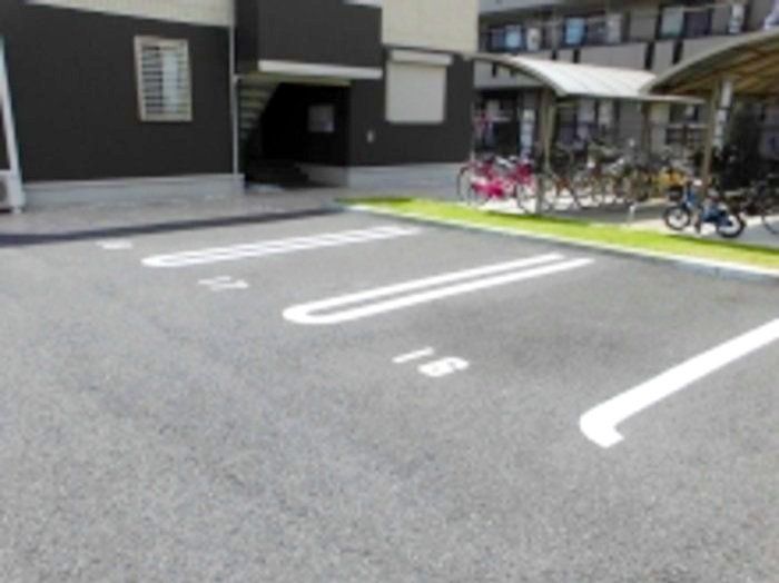 駐車場　★敷地内駐車場★（要空き確認）