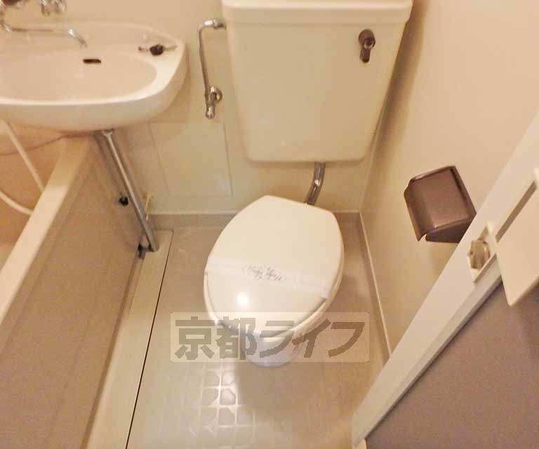 トイレ　機能的なユニットタイプです