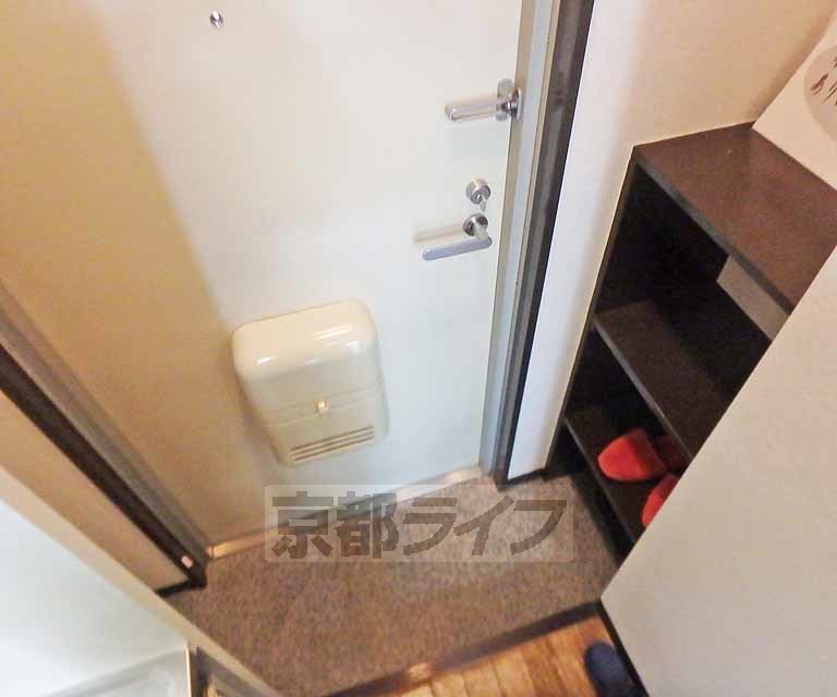 玄関　玄関ホールです