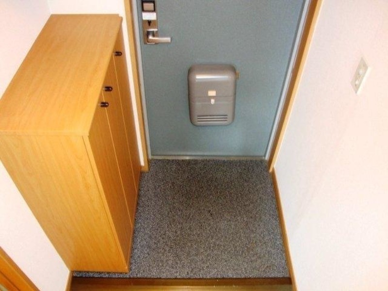 玄関　図面と現状に相違がある場合には現状を優先