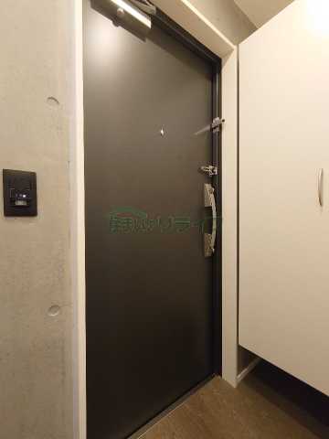 玄関　北新宿レーベル
