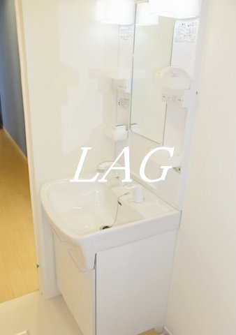 洗面設備　独立洗面台です。