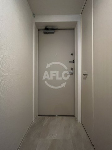 玄関　アプリーレ西本町　玄関