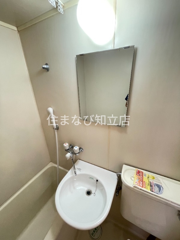 洗面設備　同型別部屋写真