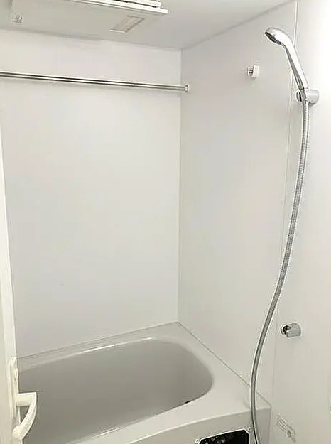 バス・シャワールーム　※別部屋の参考写真です。