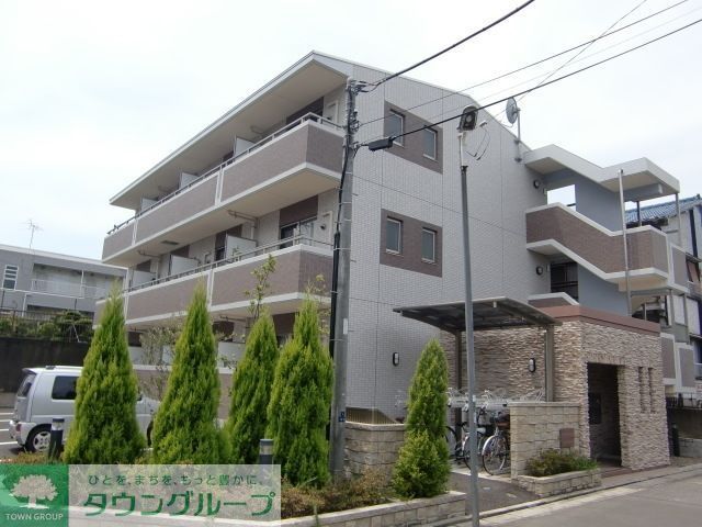 建物外観　ペット相談。2008年築のＲＣマンション。