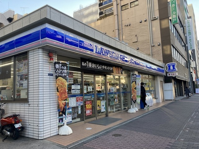 コンビニ　ローソン江東亀戸６丁目店（コンビニ）まで125m