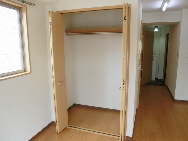 収納　クローゼット付いてます。