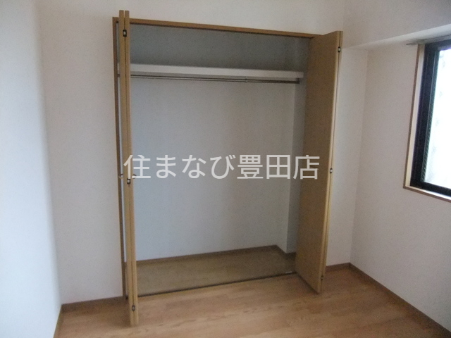 収納　同型タイプ