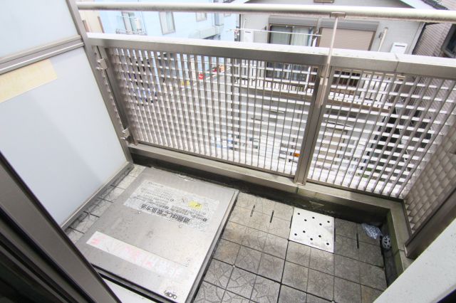 バルコニー　別部屋の参考写真です。
