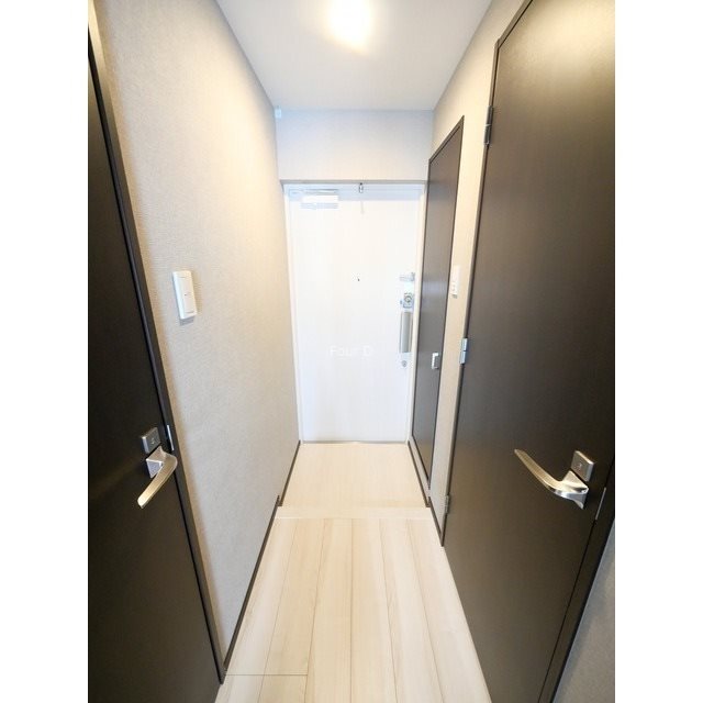 玄関　★《見学予約受付中》こちらのお部屋は仲介手数料無料です★