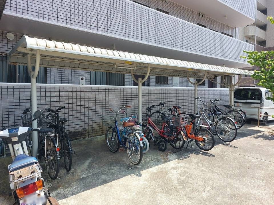 駐車場　駐輪場