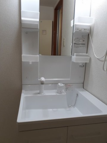 洗面設備　広い洗面スペース