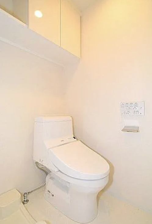 トイレ　※別部屋の参考写真です。