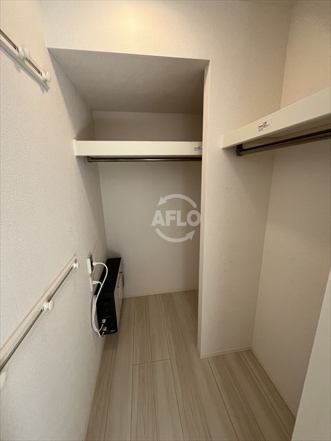 収納　ラフィーネクローバー　ウォークインクローゼット