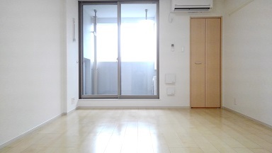 居室・リビング　南西向きのお部屋です。
