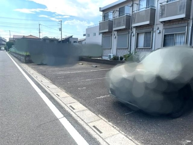 駐車場　駐車場