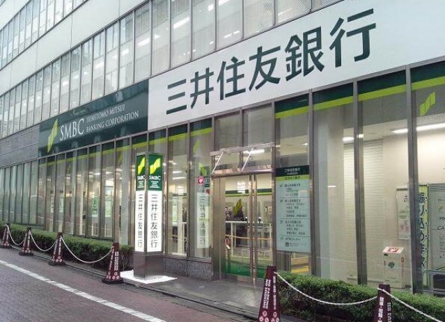 銀行　三井住友銀行江坂支店（銀行）まで350m