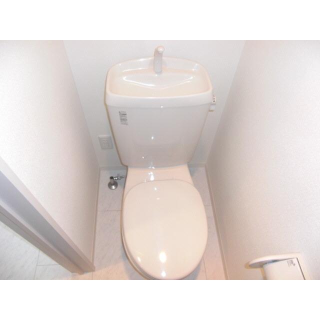 トイレ　WC