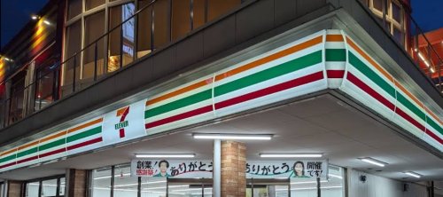コンビニ　セブンイレブン 江東枝川2丁目店（コンビニ）まで366m