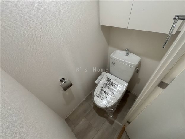 セレニテ神戸駅前アリエのトイレ写真