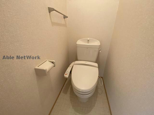 トイレ　※同物件別部屋の写真です。
