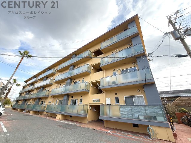 建物外観　TVモニター付きインターホン完備☆