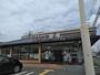 コンビニ　セブンイレブン 摂津鳥飼本町5丁目店（コンビニ）まで1090m