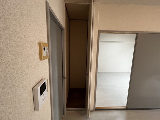 収納　リビング収納