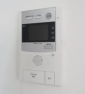セキュリティ　※写真は同じマンションの違う部屋のものになります。