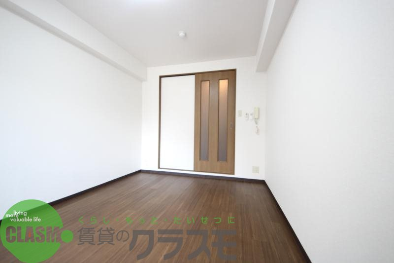 その他部屋・スペース　広くて明るい寝室