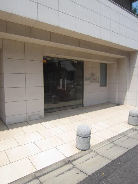 エントランス　★お問い合わせはタウンハウジング府中店まで★