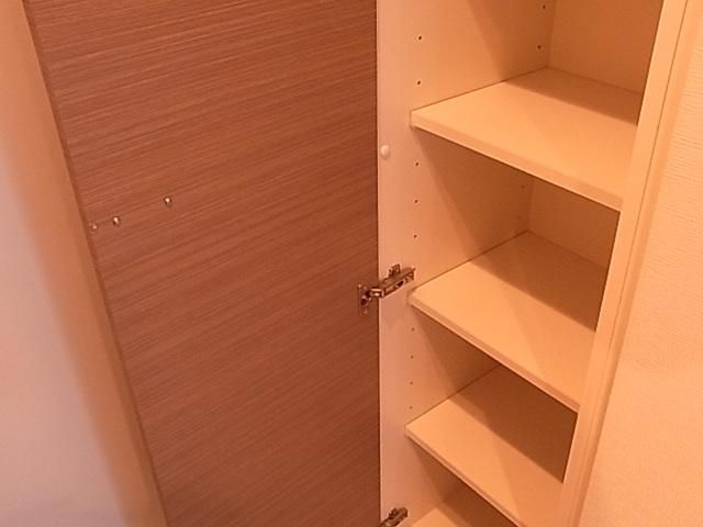 玄関　★お問い合わせはタウンハウジング府中店まで★