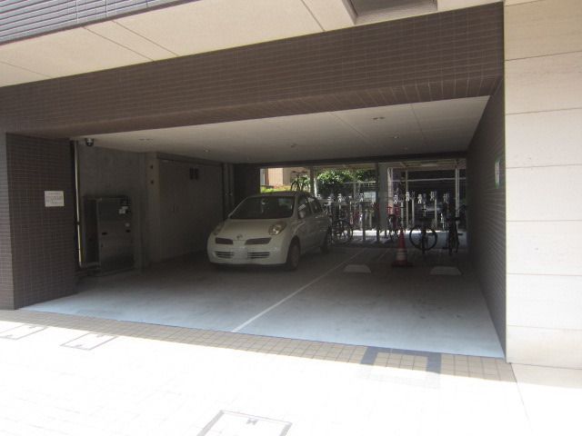 駐車場　★お問い合わせはタウンハウジング府中店まで★